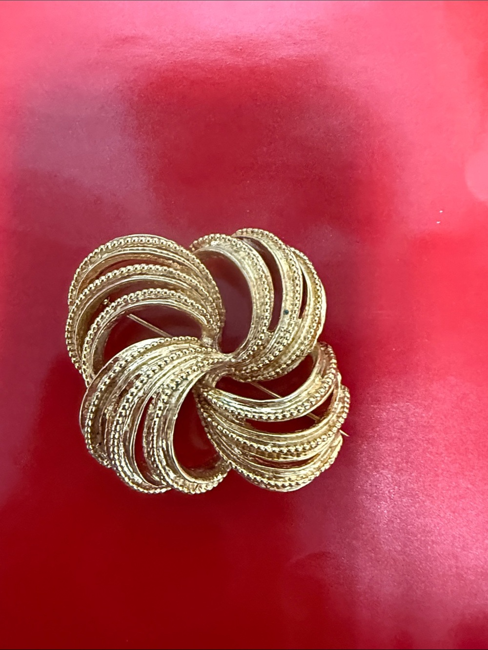 Gold Swirl Vintage-Style Brooch
